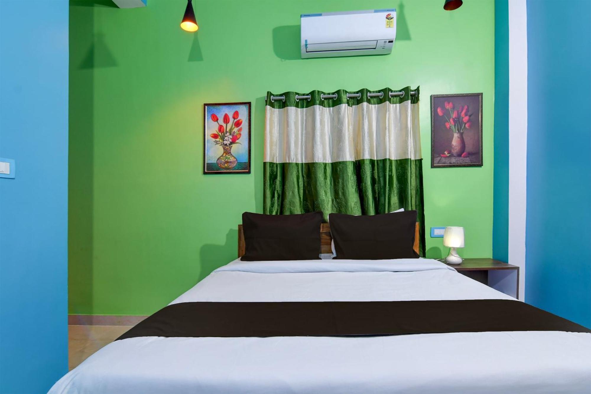 Hotel O Blue Valley Khandagiri ภายนอก รูปภาพ