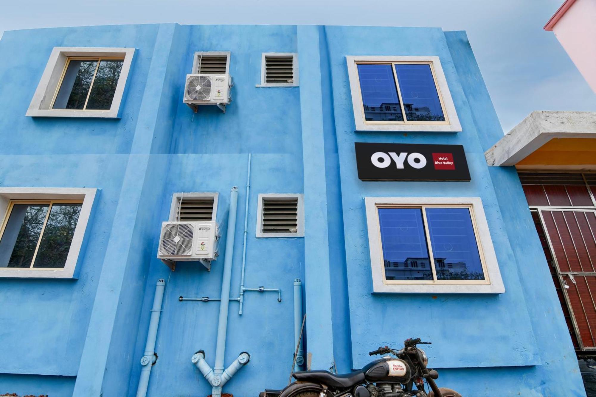 Hotel O Blue Valley Khandagiri ภายนอก รูปภาพ