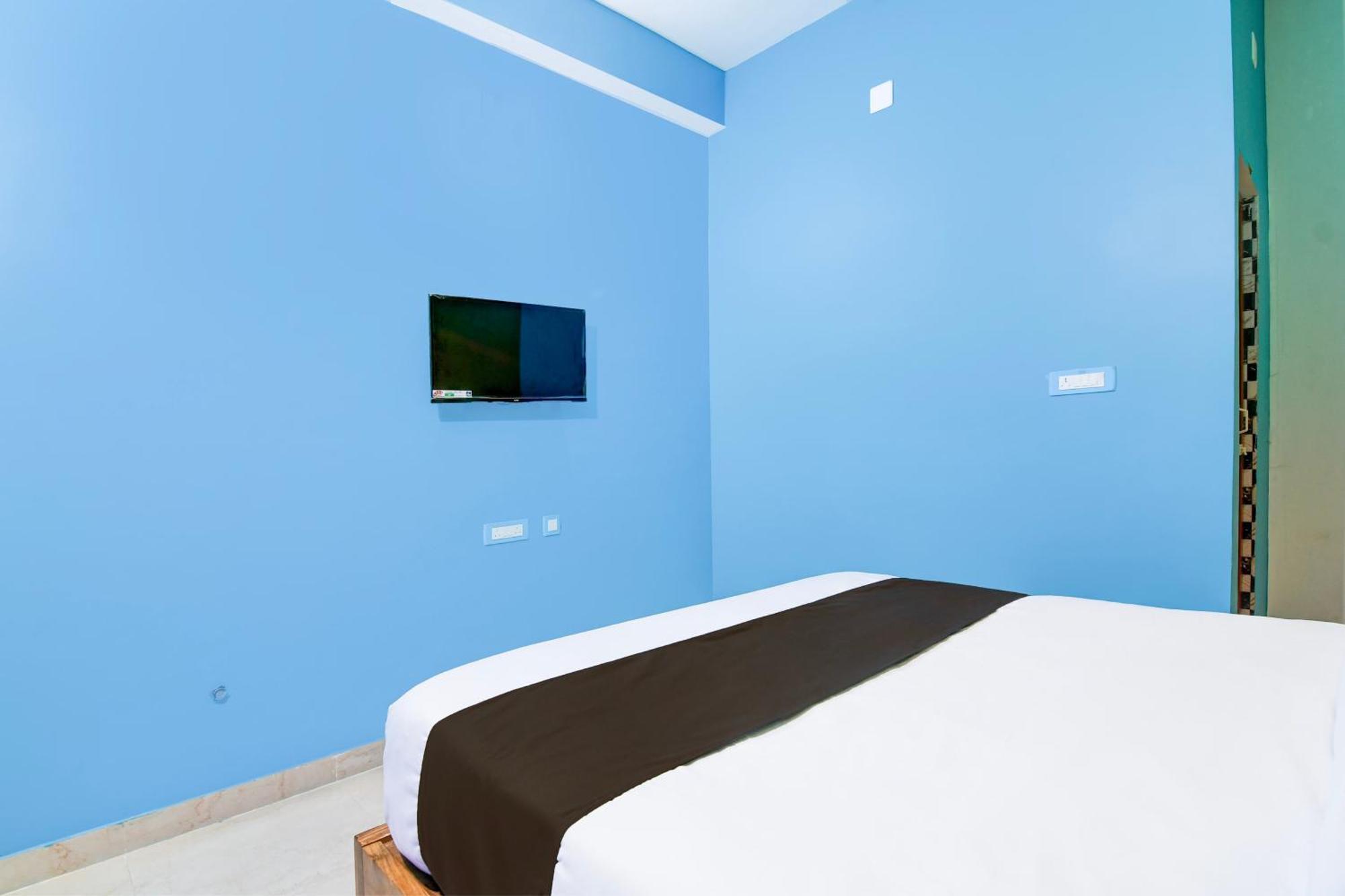 Hotel O Blue Valley Khandagiri ภายนอก รูปภาพ