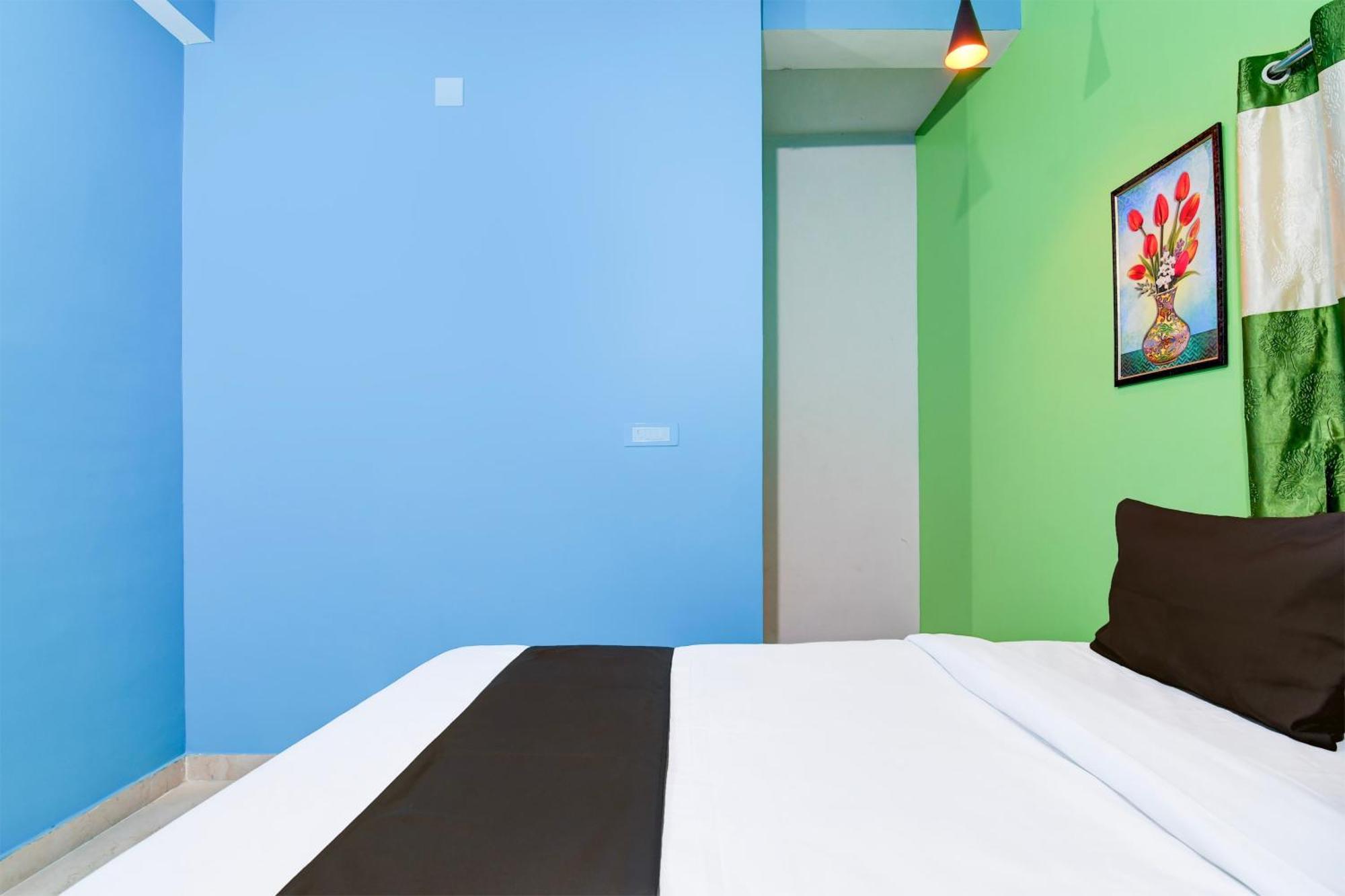 Hotel O Blue Valley Khandagiri ภายนอก รูปภาพ