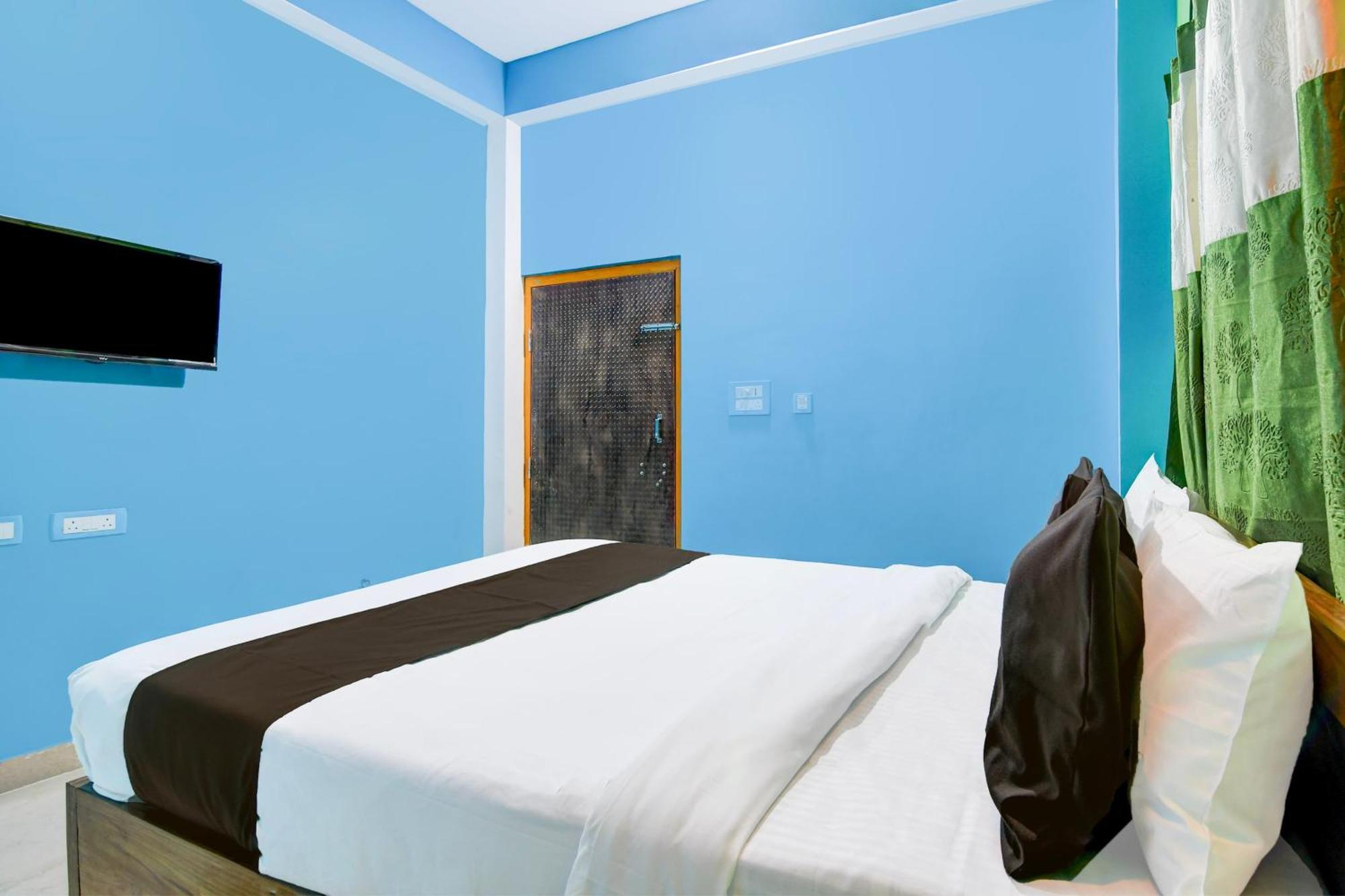 Hotel O Blue Valley Khandagiri ภายนอก รูปภาพ